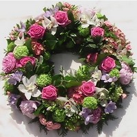 Large Pink Wreath Info and larger picture