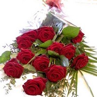 Traditional Bouquet including Red Rose