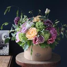 Hatbox Arrangement