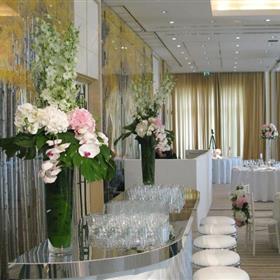 fwthumbgrove-amber-room-bar.jpg