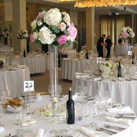 fwthumbgrove-amber-room-high-table-center.jpg
