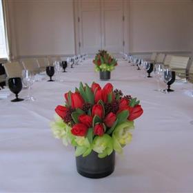 fwthumbGlass-Bowls-Tulips-Red.jpg