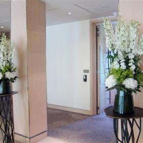 fwthumbFoyerVases.jpg