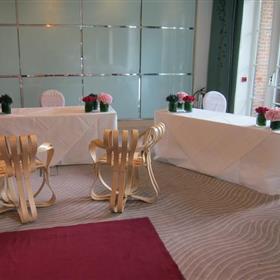 fwthumbRegistar-Table.jpg